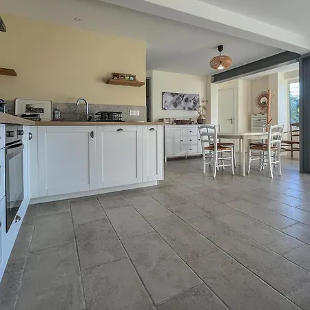 Pet Friendly Home In Saint Andre De Roquepe Ferienhaus *