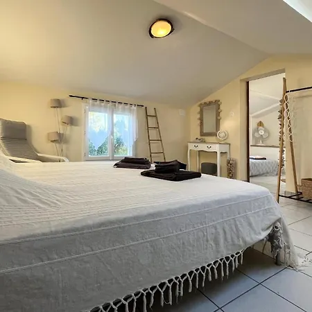 Pet Friendly Home In Saint Andre De Roquepe Ferienhaus Saint-André-de-Roquepertuis